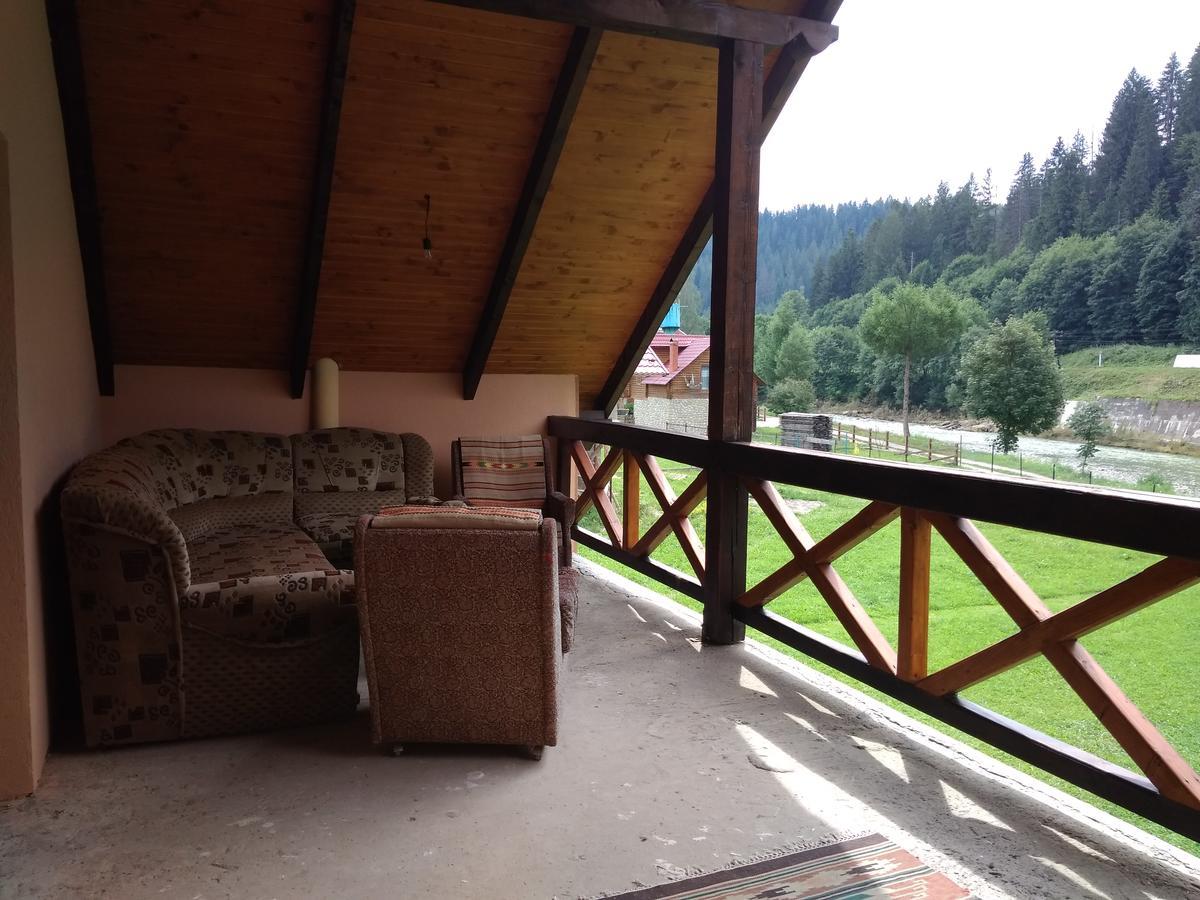 Затишок В Карпатах Vila Yaremche Exterior foto